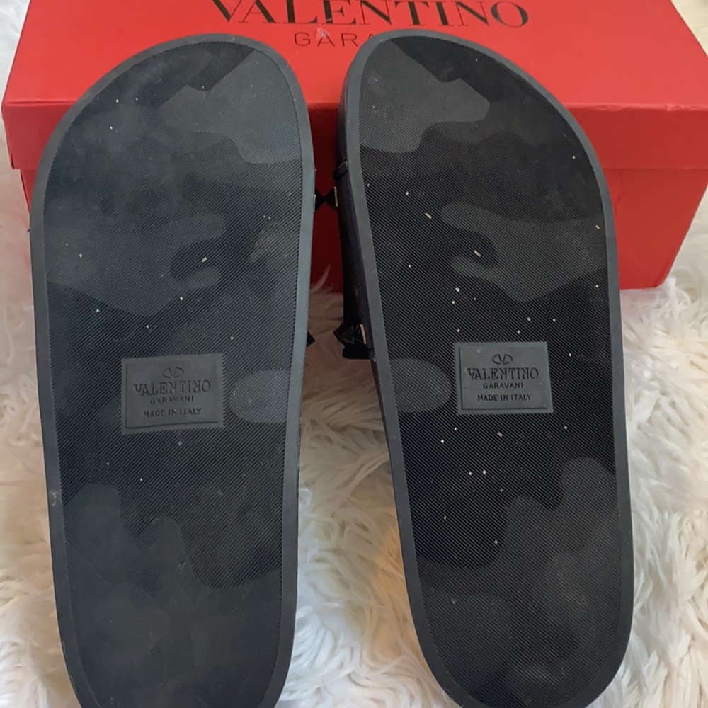 Valentino ROCKSTUD SLIDE size 9-10 - Picture 4 of 6